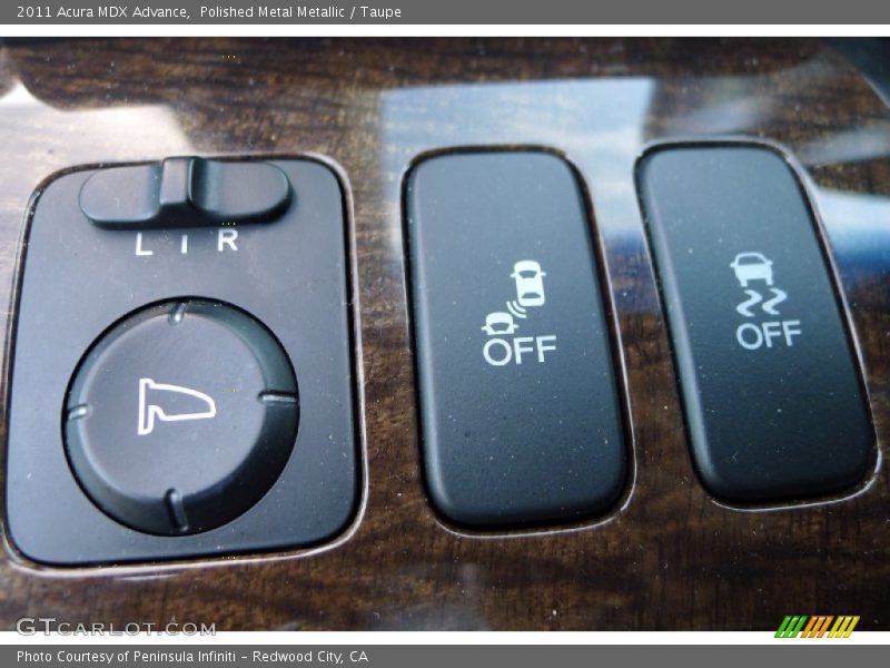 Polished Metal Metallic / Taupe 2011 Acura MDX Advance