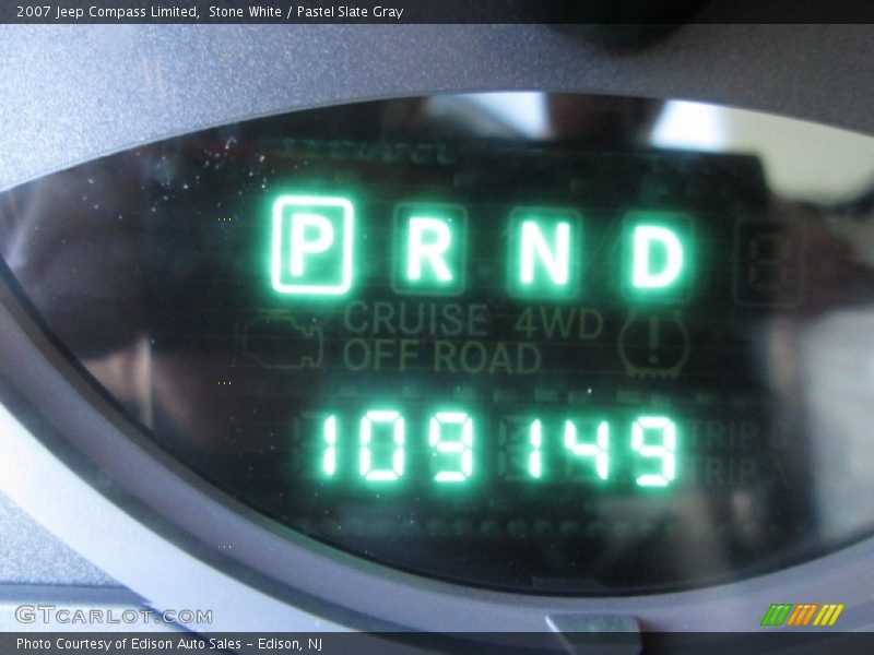 Stone White / Pastel Slate Gray 2007 Jeep Compass Limited