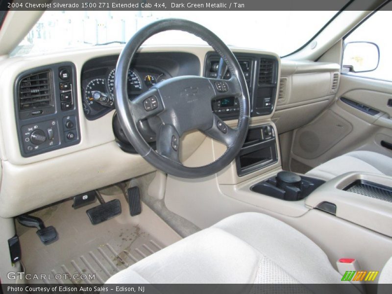 Dashboard of 2004 Silverado 1500 Z71 Extended Cab 4x4