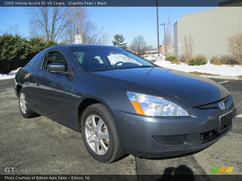 Front 3/4 View of 2005 Accord EX V6 Coupe