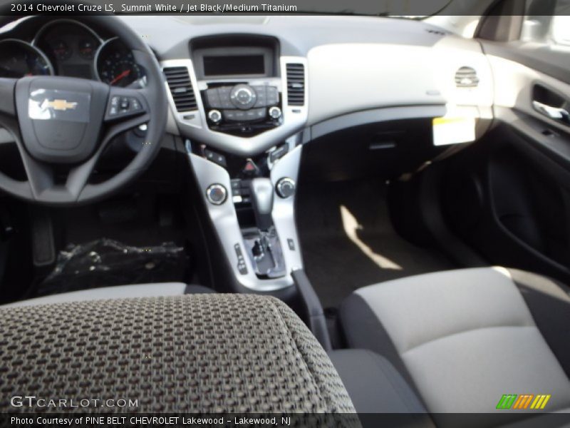 Summit White / Jet Black/Medium Titanium 2014 Chevrolet Cruze LS