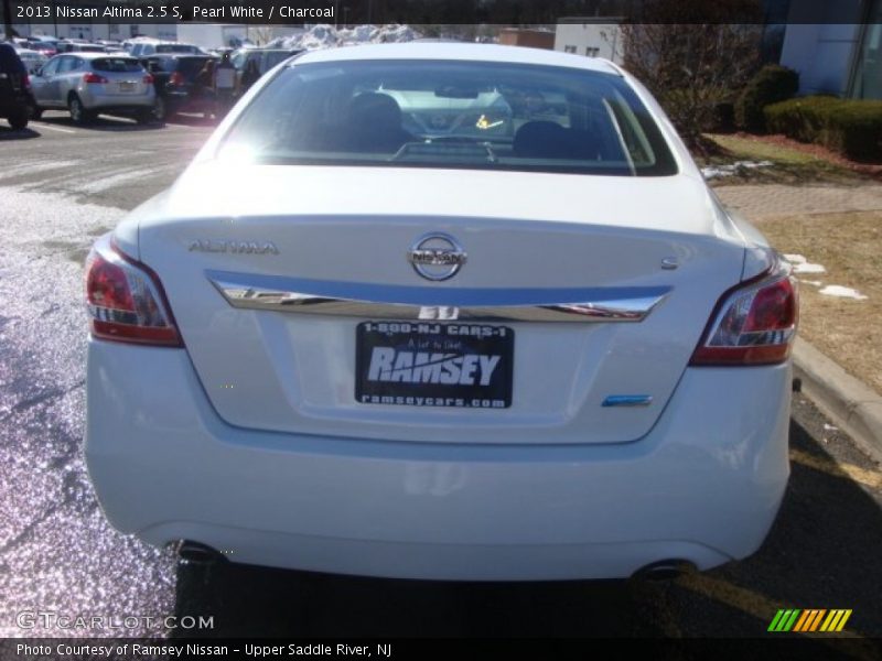 Pearl White / Charcoal 2013 Nissan Altima 2.5 S