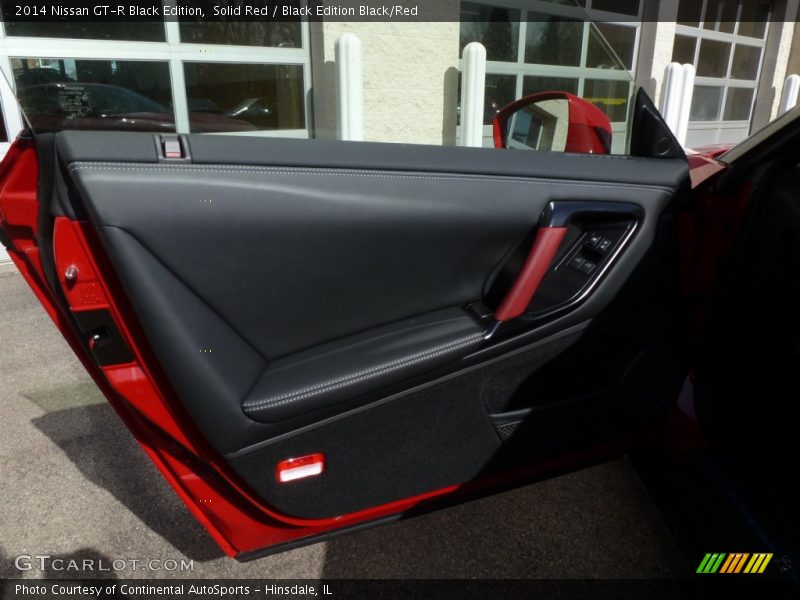 Door Panel of 2014 GT-R Black Edition