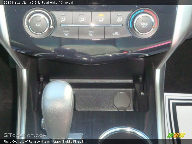 Pearl White / Charcoal 2013 Nissan Altima 2.5 S