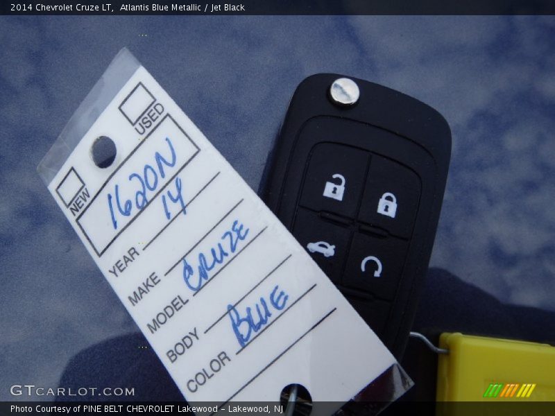 Atlantis Blue Metallic / Jet Black 2014 Chevrolet Cruze LT