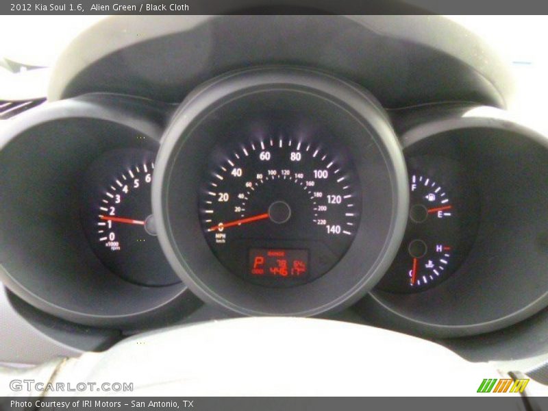Alien Green / Black Cloth 2012 Kia Soul 1.6