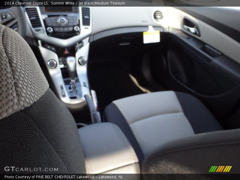Summit White / Jet Black/Medium Titanium 2014 Chevrolet Cruze LS