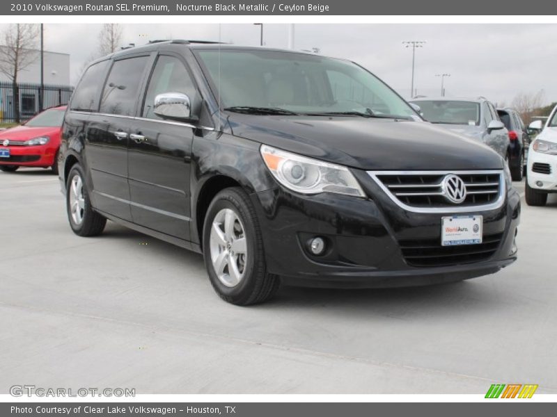 Nocturne Black Metallic / Ceylon Beige 2010 Volkswagen Routan SEL Premium