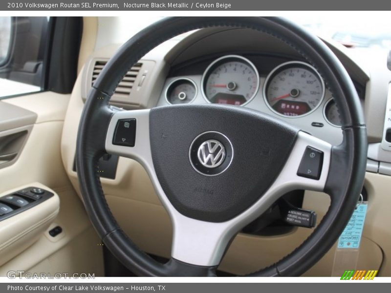 Nocturne Black Metallic / Ceylon Beige 2010 Volkswagen Routan SEL Premium