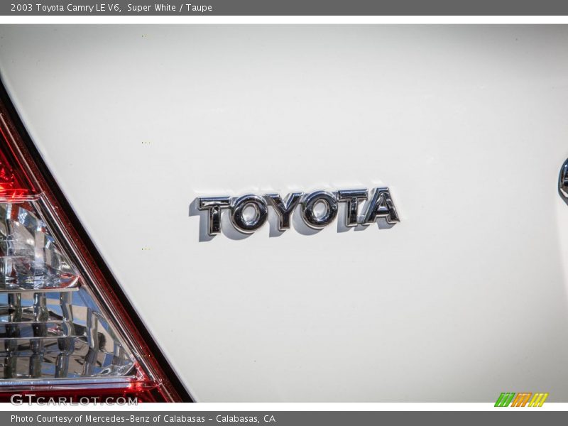Super White / Taupe 2003 Toyota Camry LE V6
