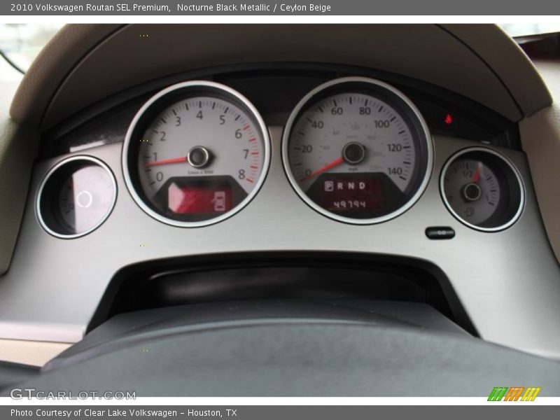  2010 Routan SEL Premium SEL Premium Gauges