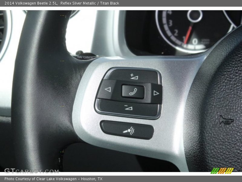 Reflex Silver Metallic / Titan Black 2014 Volkswagen Beetle 2.5L