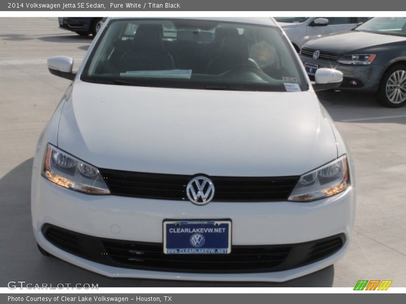 Pure White / Titan Black 2014 Volkswagen Jetta SE Sedan