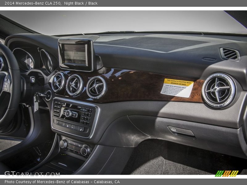 Night Black / Black 2014 Mercedes-Benz CLA 250