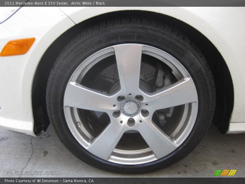 Arctic White / Black 2011 Mercedes-Benz E 350 Sedan