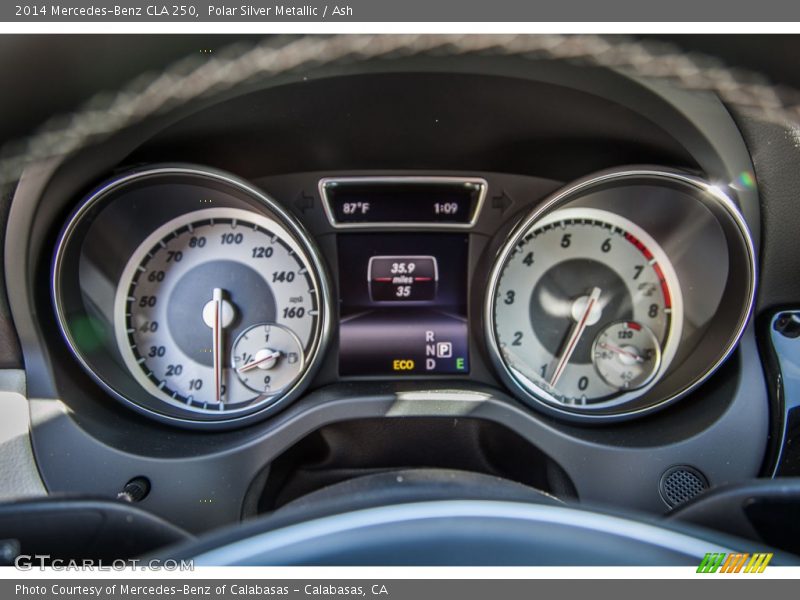 Polar Silver Metallic / Ash 2014 Mercedes-Benz CLA 250