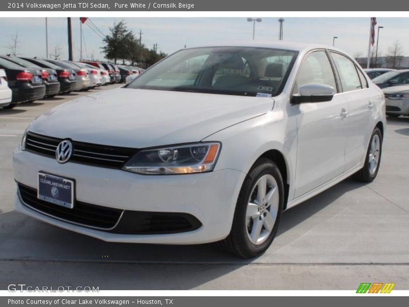 Pure White / Cornsilk Beige 2014 Volkswagen Jetta TDI Sedan