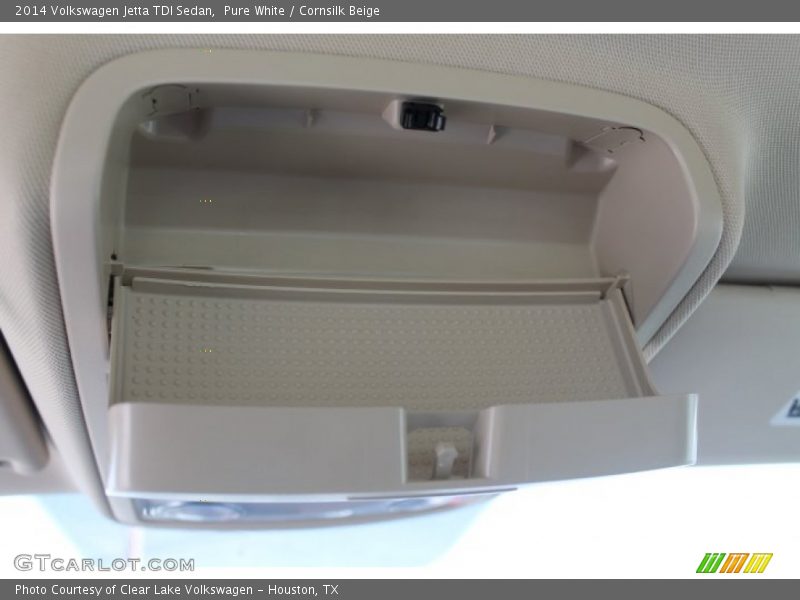 Pure White / Cornsilk Beige 2014 Volkswagen Jetta TDI Sedan