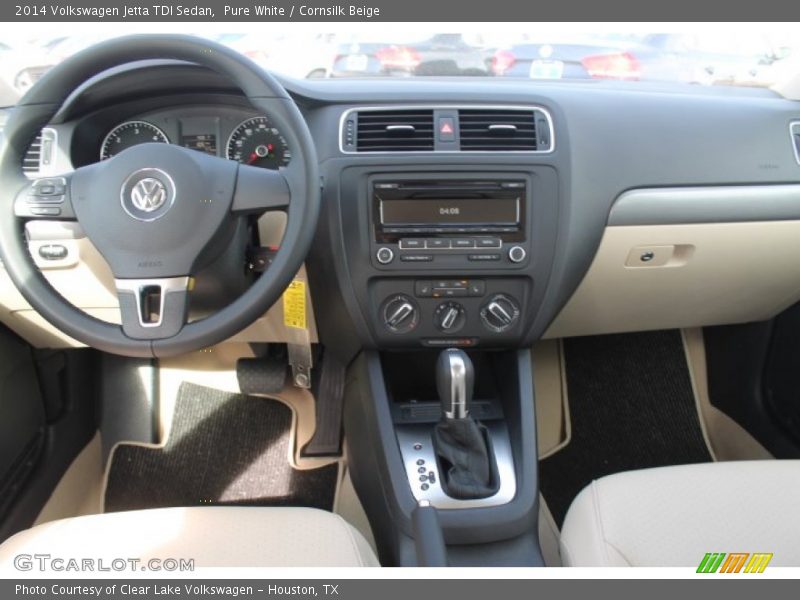 Pure White / Cornsilk Beige 2014 Volkswagen Jetta TDI Sedan
