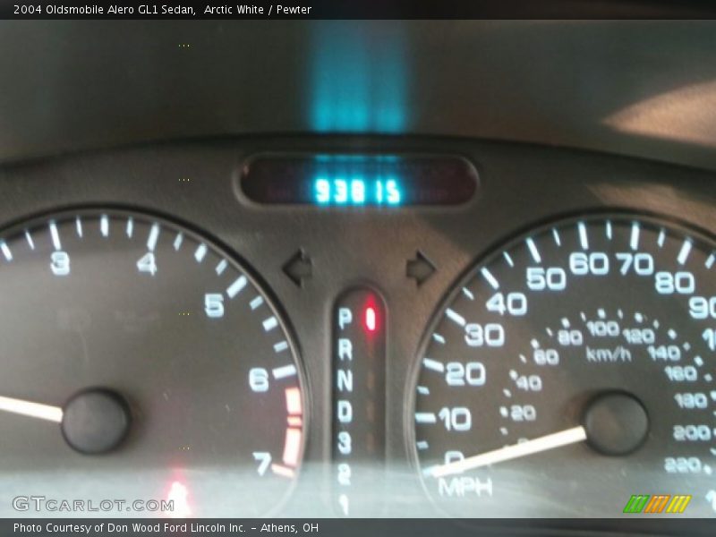 Arctic White / Pewter 2004 Oldsmobile Alero GL1 Sedan