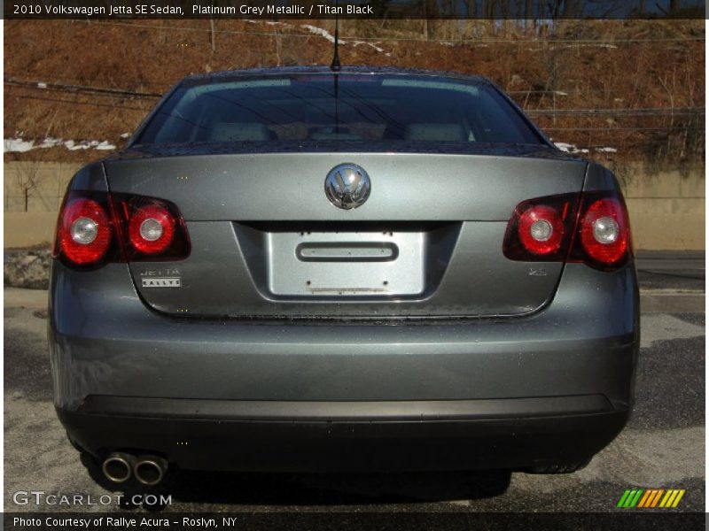 Platinum Grey Metallic / Titan Black 2010 Volkswagen Jetta SE Sedan