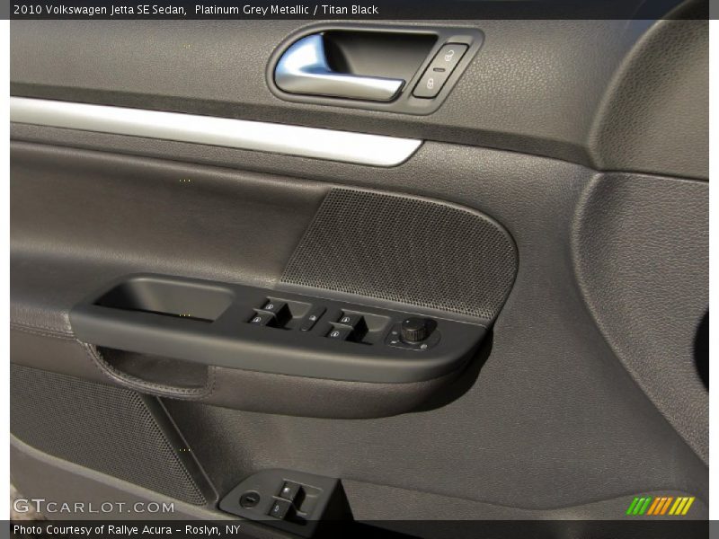 Platinum Grey Metallic / Titan Black 2010 Volkswagen Jetta SE Sedan