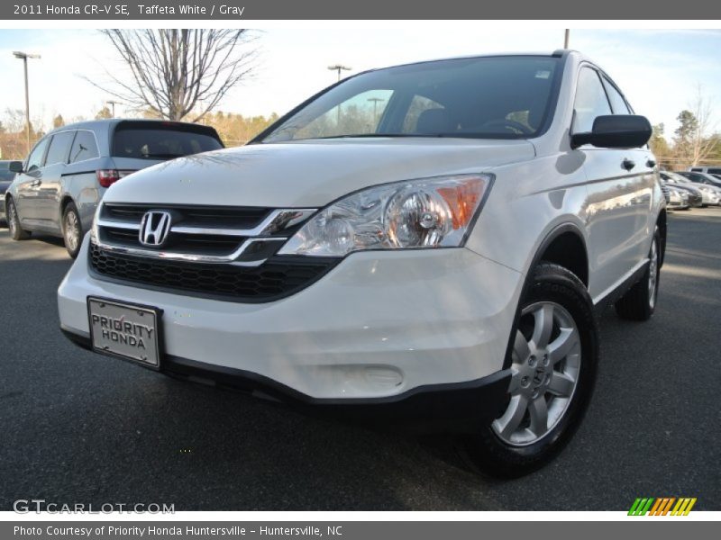 Taffeta White / Gray 2011 Honda CR-V SE