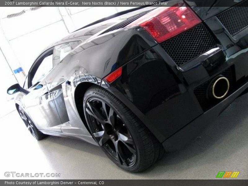Nero Noctis (Black) / Nero Perseus/Bianco Polar 2007 Lamborghini Gallardo Nera E-Gear
