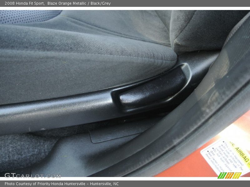 Blaze Orange Metallic / Black/Grey 2008 Honda Fit Sport
