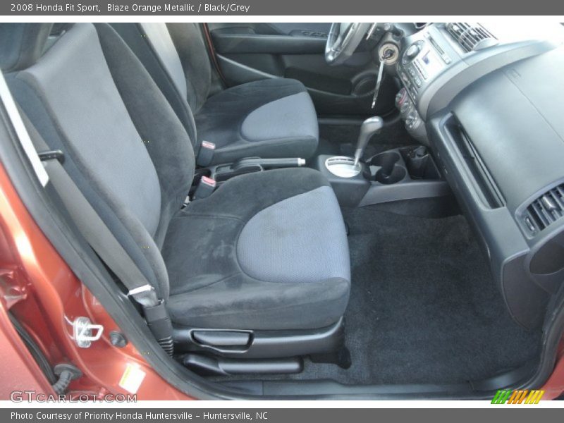 Blaze Orange Metallic / Black/Grey 2008 Honda Fit Sport