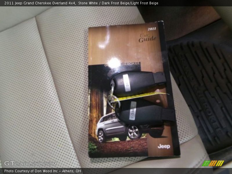 Stone White / Dark Frost Beige/Light Frost Beige 2011 Jeep Grand Cherokee Overland 4x4
