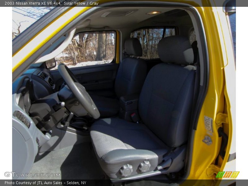  2003 Xterra XE V6 4x4 Gray Interior
