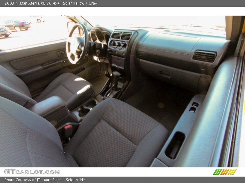  2003 Xterra XE V6 4x4 Gray Interior