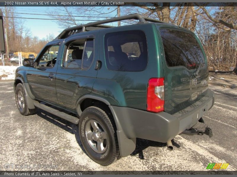 Alpine Green Metallic / Gray Celadon 2002 Nissan Xterra SE V6 4x4