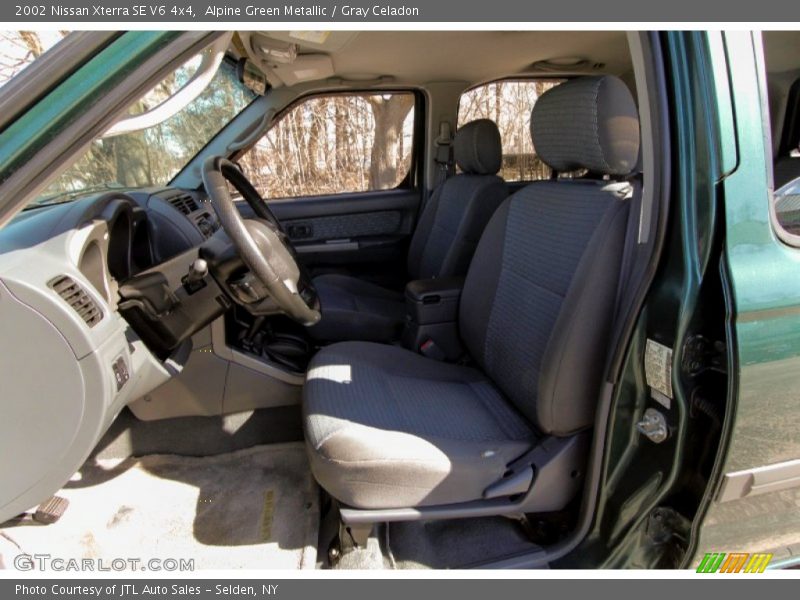 Alpine Green Metallic / Gray Celadon 2002 Nissan Xterra SE V6 4x4