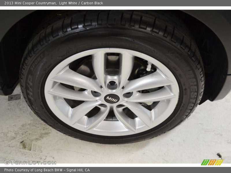 Light White / Carbon Black 2013 Mini Cooper Countryman