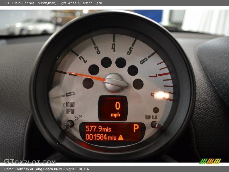 Light White / Carbon Black 2013 Mini Cooper Countryman