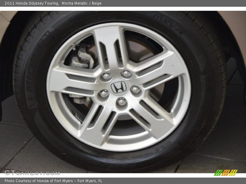 Mocha Metallic / Beige 2011 Honda Odyssey Touring
