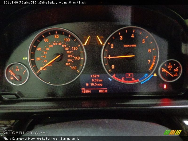 Alpine White / Black 2011 BMW 5 Series 535i xDrive Sedan