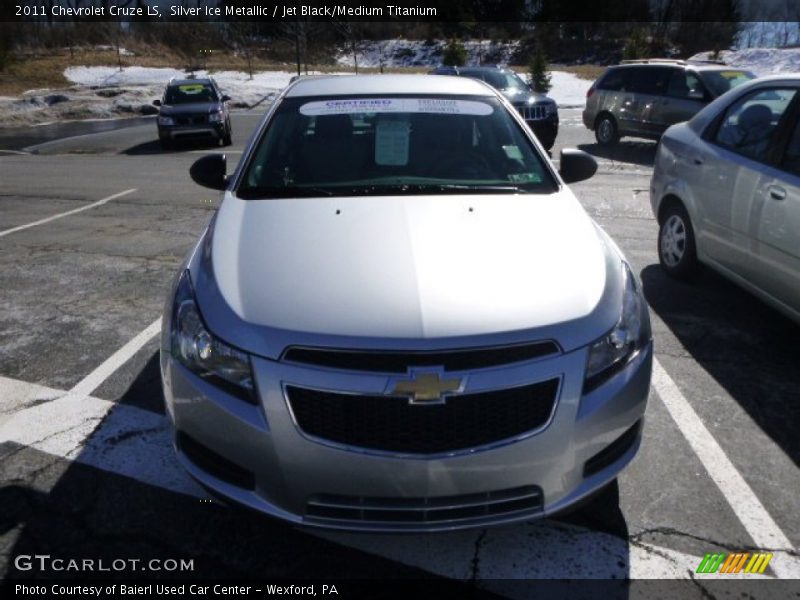 Silver Ice Metallic / Jet Black/Medium Titanium 2011 Chevrolet Cruze LS