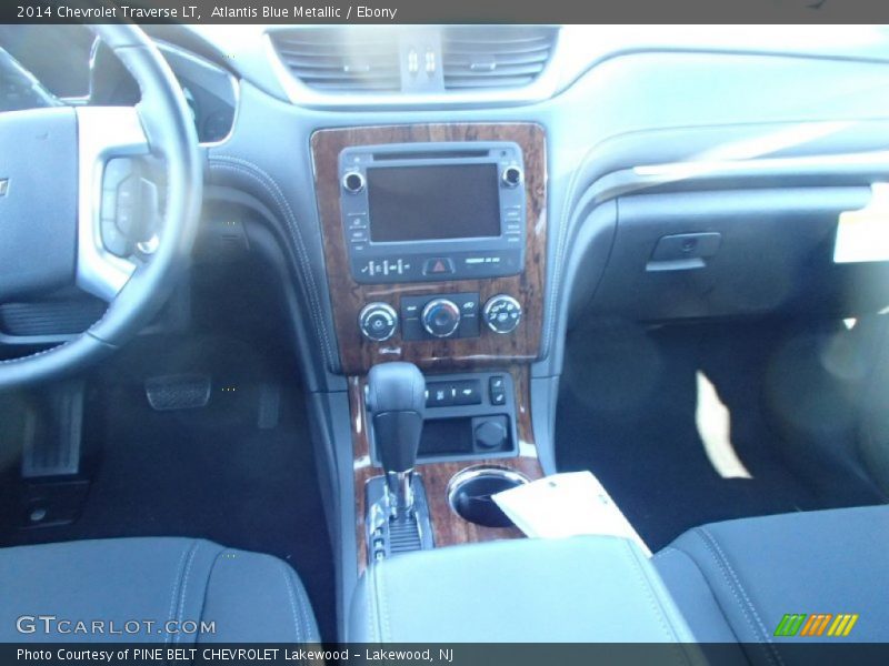 Atlantis Blue Metallic / Ebony 2014 Chevrolet Traverse LT