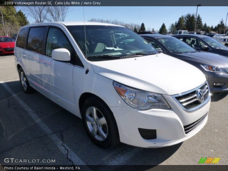 Calla Lilly White / Aero Grey 2009 Volkswagen Routan SE