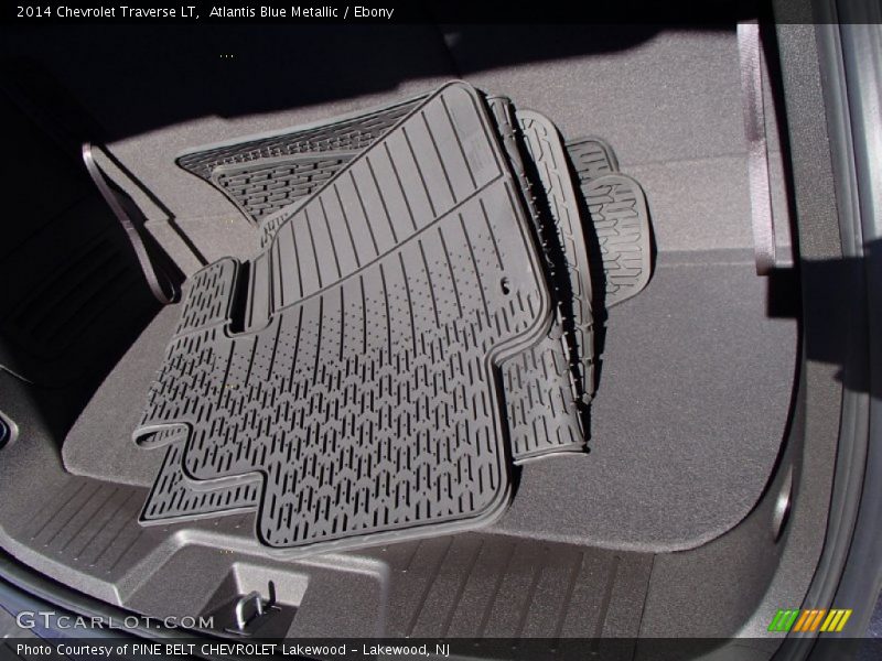 Atlantis Blue Metallic / Ebony 2014 Chevrolet Traverse LT