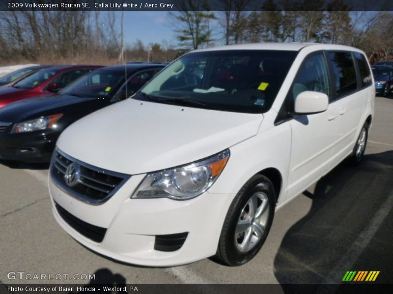 Calla Lilly White / Aero Grey 2009 Volkswagen Routan SE