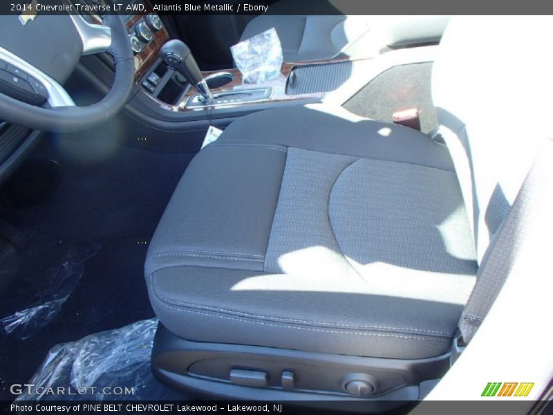 Atlantis Blue Metallic / Ebony 2014 Chevrolet Traverse LT AWD