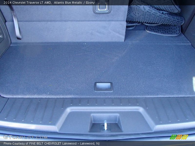 Atlantis Blue Metallic / Ebony 2014 Chevrolet Traverse LT AWD