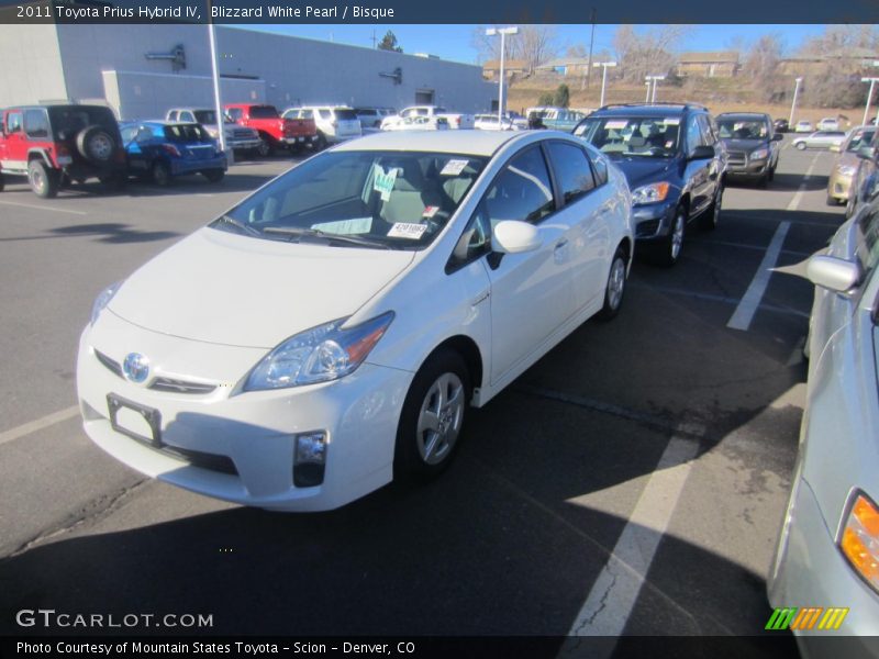 Blizzard White Pearl / Bisque 2011 Toyota Prius Hybrid IV