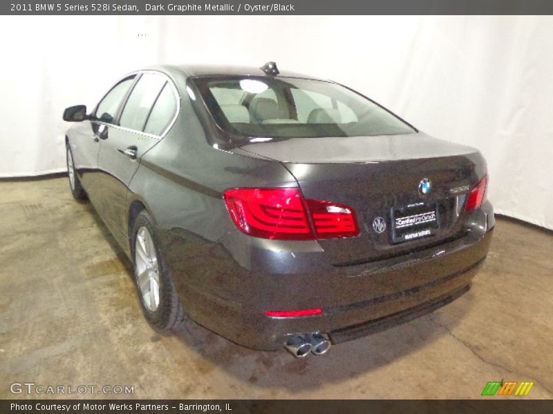 Dark Graphite Metallic / Oyster/Black 2011 BMW 5 Series 528i Sedan