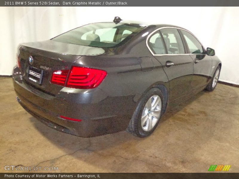 Dark Graphite Metallic / Oyster/Black 2011 BMW 5 Series 528i Sedan