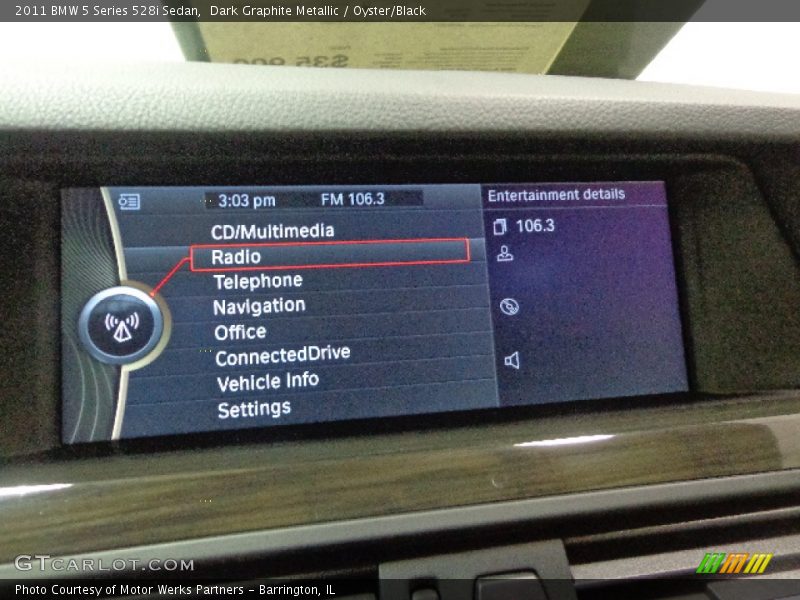 Dark Graphite Metallic / Oyster/Black 2011 BMW 5 Series 528i Sedan
